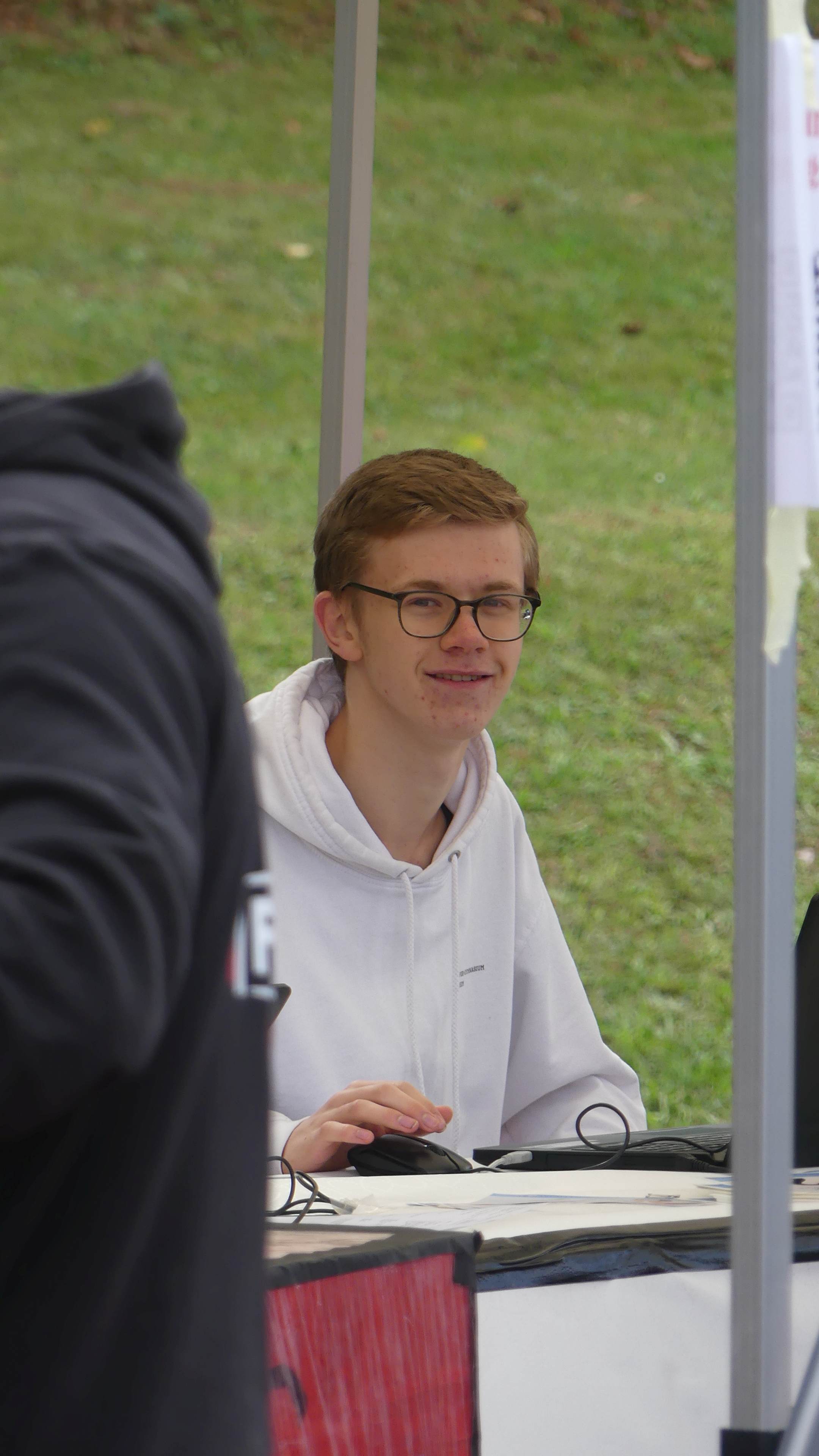 Bild vom 14. Benefizlauf im Jahr 2024. Dies ist das 161. Bild.